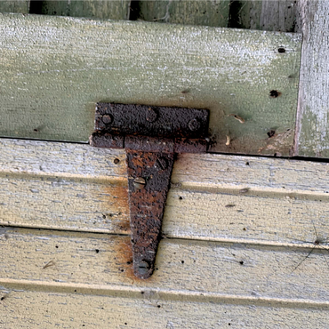 Antique Door Hinge with Long-Legged Spider 1000 Jigsaw Puzzle 3D Modell