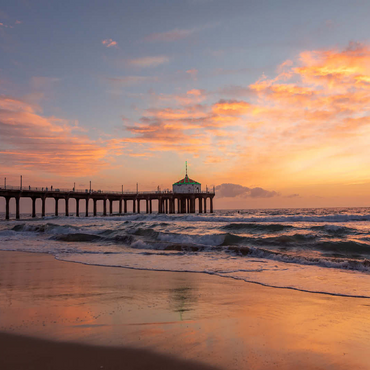 Manhattan Beach Pier at Sunset with Holiday Lights 100 Jigsaw Puzzle 3D Modell