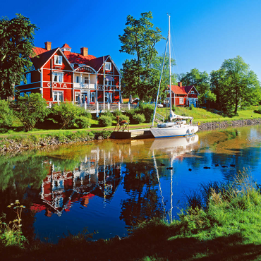 Göta Hotel by the Göta Canal, Borensberg, Östergötland, Sweden 100 Jigsaw Puzzle 3D Modell