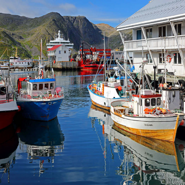 Fishing harbor in Honningsvag, Mageröya Island, Finnmark, Norway 100 Jigsaw Puzzle 3D Modell