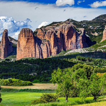 Rock formation Los Mallos de Riglos at the mountain village Riglos in Sierra de Loarre 500 Jigsaw Puzzle 3D Modell