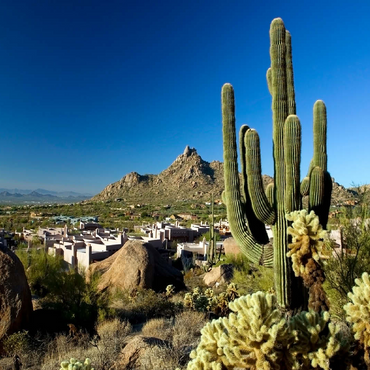 Four Seasons Hotel complex with Pinnacle Peak, Scottsdale, Arizona, USA 100 Jigsaw Puzzle 3D Modell