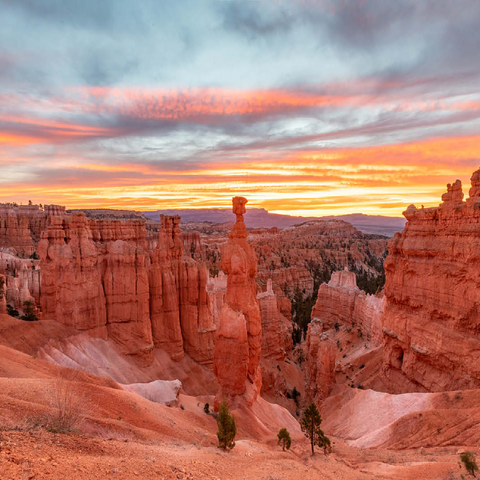 Bryce Canyon National Park - Sunrise at Thor's Hammer 100 Jigsaw Puzzle 3D Modell