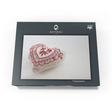 Embroidered Heart 500 Jigsaw Puzzle box view1