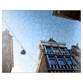 100
