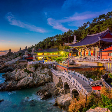 Beautiful sunrise Haedong Yongongs Temple Busan Korea 100 Jigsaw Puzzle 3D Modell