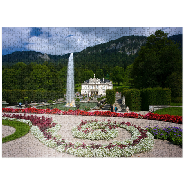 puzzleplate Linderhof Castle with water parterre and fountain against Ammergau Alps, Upper Bavaria 500 Jigsaw Puzzle