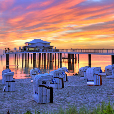 Beach with beach chairs and pier with Mikado teahouse in morning light 100 Jigsaw Puzzle 3D Modell