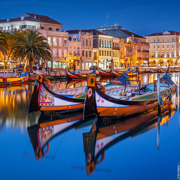 Boats of the moliceiros, former seaweed fishermen on the canal in the university town of Aveiro 1000 Jigsaw Puzzle 3D Modell