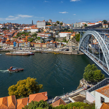 View over the river Douro to the old town Ribeira of Porto 100 Jigsaw Puzzle 3D Modell