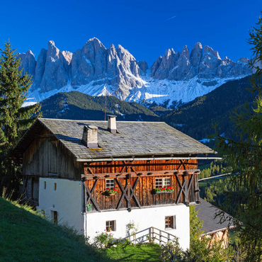 Farmhouse with view to the Geisler Group (3025m), Puez-Odle Nature Park, Villnöss Valley, Italy 100 Jigsaw Puzzle 3D Modell