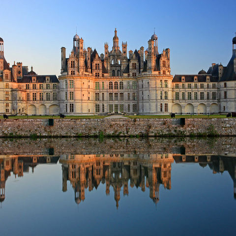 Chateau moat and north facade of Chambord Castle, France 1000 Jigsaw Puzzle 3D Modell