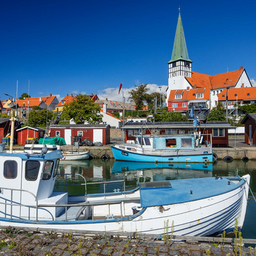 Fishing harbor with St. Nicholas Church 1000 Jigsaw Puzzle 3D Modell