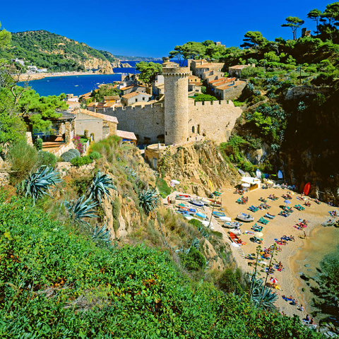 View over the old town Vila Vella and beach Es Codolar, Tossa de Mar, Spain 100 Jigsaw Puzzle 3D Modell