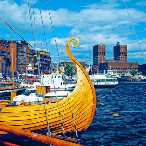 Port at Aker Brygge with city hall, Oslo, Norway 100 Jigsaw Puzzle 3D Modell