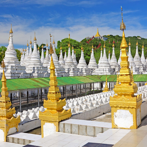 Stupas of Sandamuni Pagoda, Mandalay, Myanmar (Burma) 1000 Jigsaw Puzzle 3D Modell