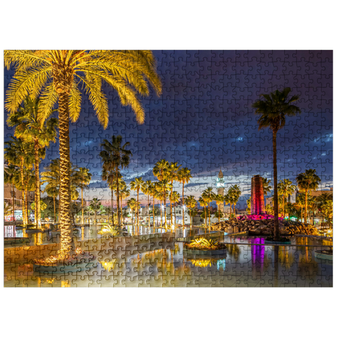 puzzleplate Fountain with palm trees in the evening, Aqaba, Gulf of Aqaba, Jordan 500 Jigsaw Puzzle