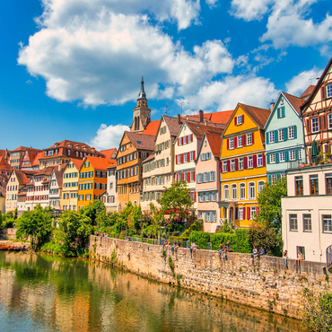 Tübingen in Stuttgart, Germany Colored house on the river bank and blue sky. Beautiful old city in Europe. People sitting on the wall. Boats made of wood attached to the dock. 1000 Jigsaw Puzzle 3D Modell