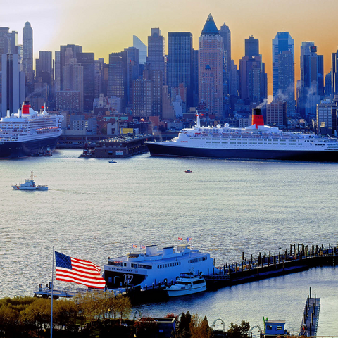 Transatlantic liners Queen Mary 2 and Queen Elizabeth 2 in port on the Hudson River, Manhattan, New York City, New York, USA 1000 Jigsaw Puzzle 3D Modell