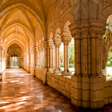 Cloister in the rebuilt Spanish Monastery of St. Bernard in Miami, Florida, USA 1000 Jigsaw Puzzle 3D Modell