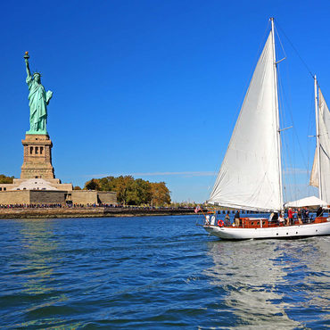 Sailboat with the Statue of Liberty, Liberty Island, New York City, New York, USA 1000 Jigsaw Puzzle 3D Modell