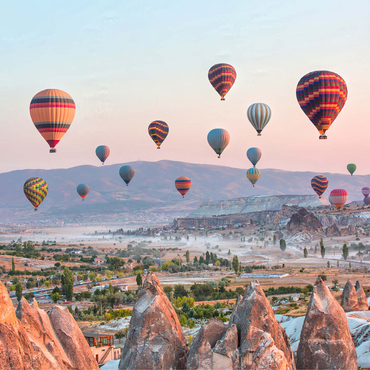 Hot air balloon over rocky landscape in Cappadocia Turkey 500 Jigsaw Puzzle 3D Modell