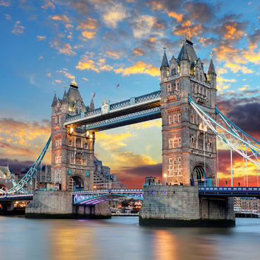 Tower Bridge in London at sunset 100 Jigsaw Puzzle 3D Modell